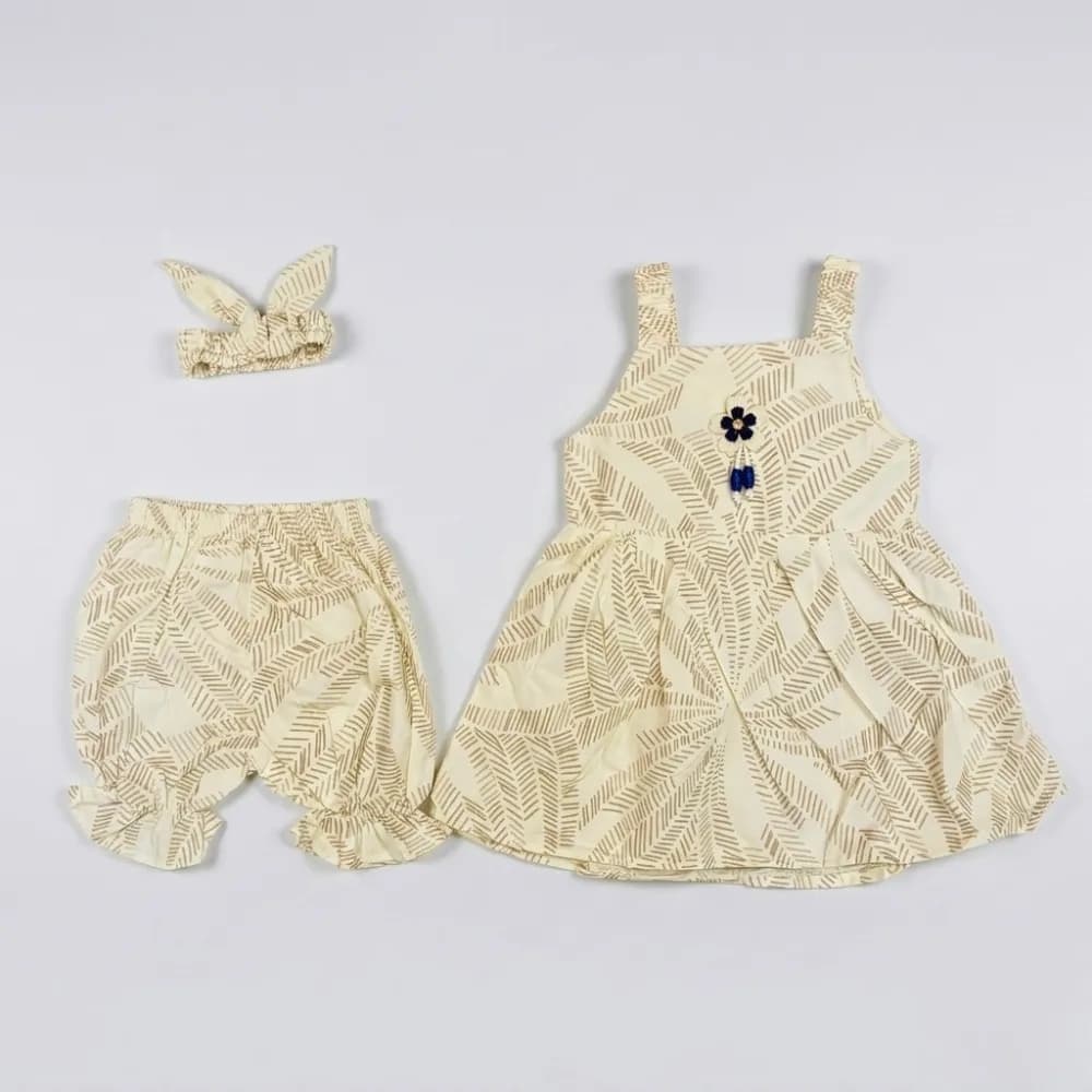 Adorable Cream Leaf Pattern Outfit for Toddlers